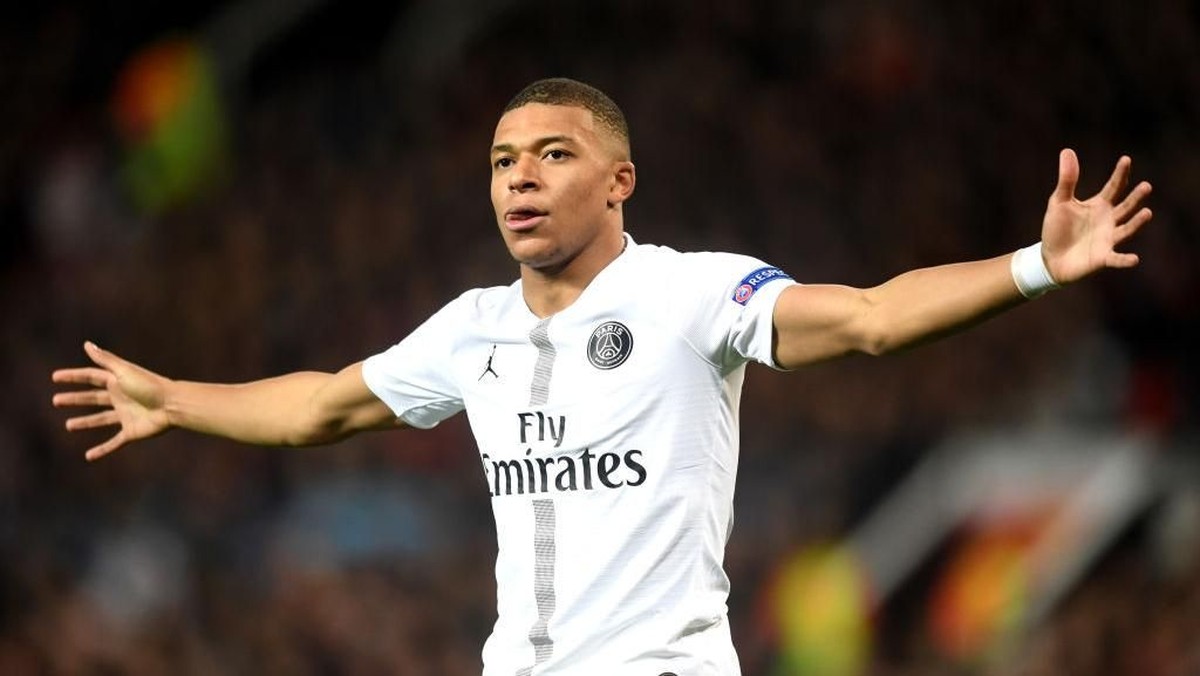 Kylian Mbappe kencang diisukan akan dibeli Real Madrid musim depan (Michael Regan/Getty Images)