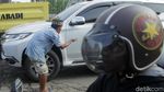 Potret Pengemis di Tengah Kepadatan Lalu-lintas di Bekasi