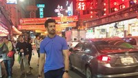 Dalam Instagram nya dia sering membagikan momen jalan-jalannya. (shahzad_noor/Instagram)
