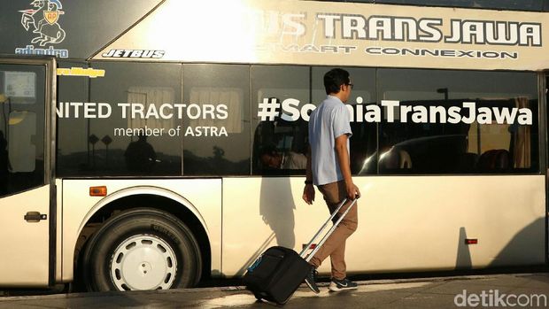 Bus Trans Jawa