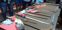 Bacok 4 Warga, Geng Motor Bersenjata Trisula-Golok Diringkus