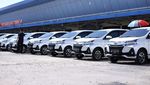 Serupa Tapi Tak Sama, Mobil Kembar Berbeda Nasib