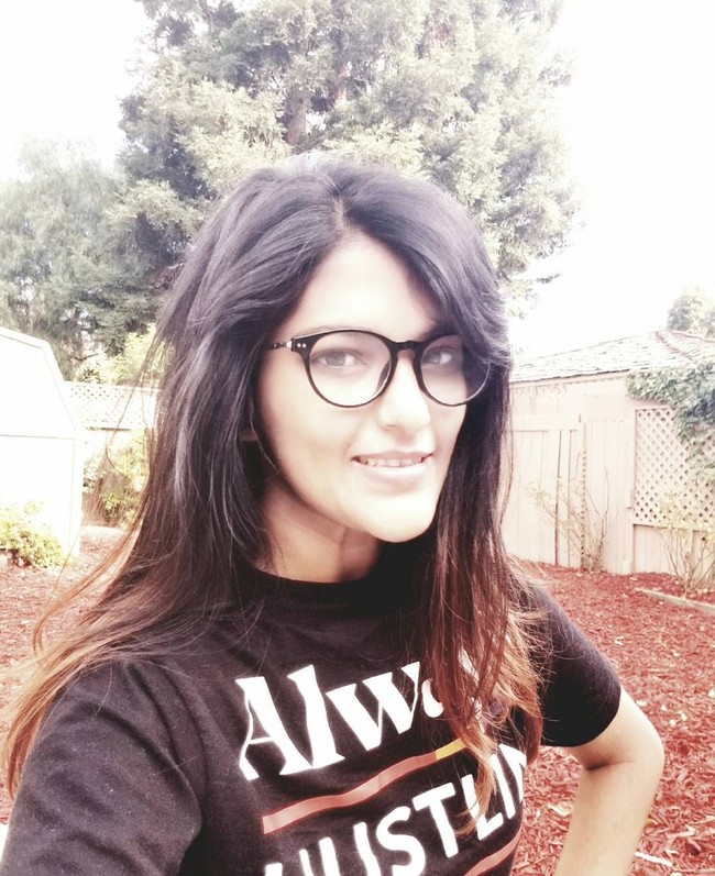 Dikatakan jika Ankiti belajar bagaimana berkomunikasi dengan teknisi di Bengaluru, pakar fashion di Singapura hingga pedagang musim konservatif di Indonesia. Hal tersebut membantunya mengembangkan Zilingo hingga bisa sebesar sekarang. (Foto: Instagram @ankitibose)