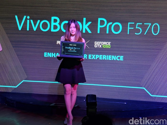 Asus VivoBook Pro F570. (Foto: Adi Fida Rahman/detikINET) Asus VivoBook Pro F570. (Foto: Adi Fida Rahman/detikINET)