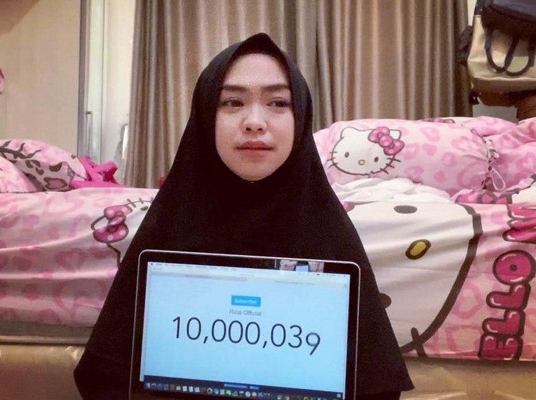 Diamond Play Button di Depan Mata, Ria Ricis Sempat Mau Berhenti Jadi Youtuber Diamond Play Button di Depan Mata, Ria Ricis Sempat Mau Berhenti Jadi Youtuber