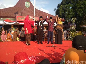 Lepas Jabatan Bupati, Emil Pamit Kepada Warga Trenggalek