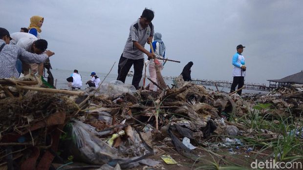 Menteri LHK: Sampah Laut 80 Persen dari Daratan