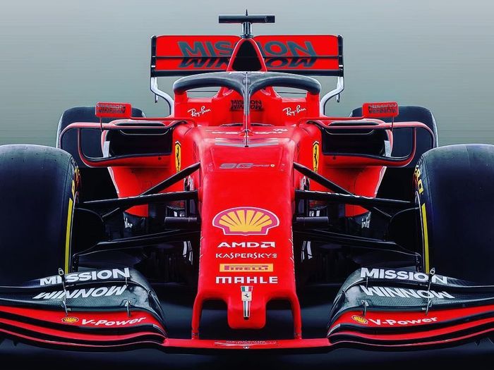 Tampang mobil baru Ferrari di F1 2019, SF90 ()Twitter @ScuderiaFerrari Tampang mobil baru Ferrari di F1 2019, SF90 ()Twitter @ScuderiaFerrari