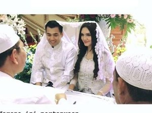 Alexa Key Bahagia dengan Suami dan Tak Sabar Melahirkan