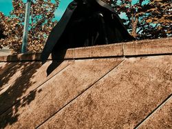 Melihat Aksi Batman Saat Nganggur