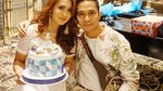 Pose Cantik Aktris Juliana Moechtar Saat Kulineran Bersama Teman dan Keluarga