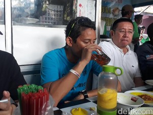 Di Bojonegoro, Sandi Jogging dan Sarapan Soto Bu Mar