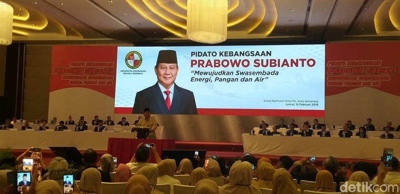 Disebut Jadi Panelis Pidato, Fabby Tumiwa Bantah Masuk Tim Ahli Prabowo Disebut Jadi Panelis Pidato, Fabby Tumiwa Bantah Masuk Tim Ahli Prabowo