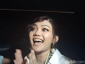 Rina Nose Tunangan, Ivan Gunawan: Semoga Jodoh Teteh Tepat!