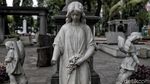 Napak Tilas Sisa-sisa Kolonial Belanda di Museum Taman Prasasti