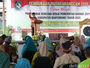 Bupati Anas Minta Camat Gali Potensi Daerah Jadi Obyek Wisata