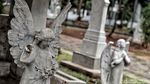 Napak Tilas Sisa-sisa Kolonial Belanda di Museum Taman Prasasti