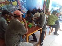Jika Benar Tebak Harga, Gratis Makan di Rumah Makan Ini