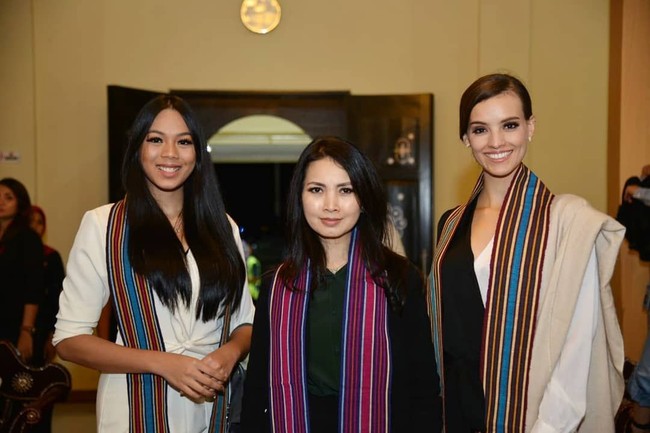 Selama berada di Tanah Air, Vanessa pun mengikuti berbagai kegiatan. Salah satunya mengunjungi Lombok Tengah bersama Miss Indonesia 2018 Alya Nurshabrina, dan Ketua Miss Indonesia Organization Liliana Tanoesoedibjo. dok. Instagram @missindonesia