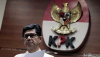 KPK menduga Samin Tan memberi suap Rp 5 miliar kepada eks Wakil Ketua Komisi VII DPR Eni Maulani Saragih.