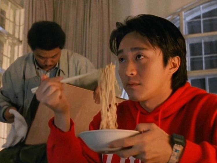 Garap Sekuel Kung Fu Hustle, Begini Gaya Kulineran Stephen Chow yang Doyan Mie