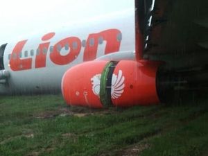 Bandara Supadio Beroperasi Lagi usai Ditutup Semalam
