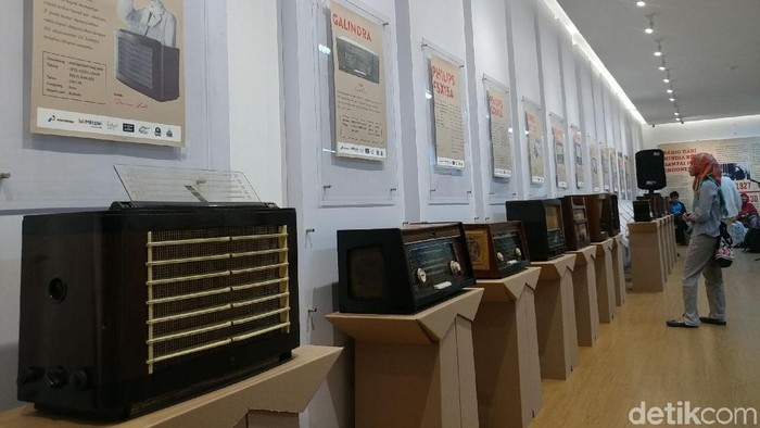 Pameran Radio Antik di Bandung