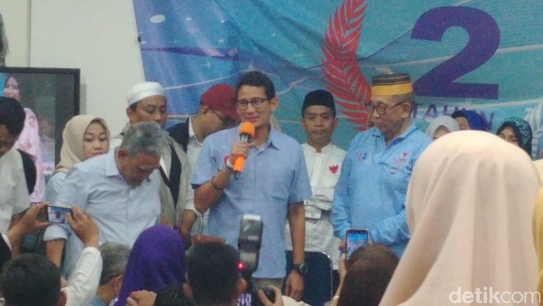 Hadiri Tasyakuran ASA Center, Sandi Cerita OK OCE Masih Jalan Hadiri Tasyakuran ASA Center, Sandi Cerita OK OCE Masih Jalan