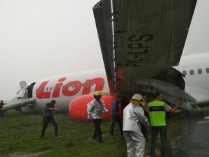 Penampakan Lion Air Tergelincir di Bandara Supadio Pontianak