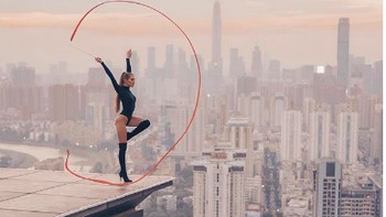 Sekali salah perhitungan, nyawa menjadi taruhannya. (Foto: Instagram/angela_nikolau)