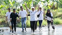 Event lari tersebut akan dimulai pukul 06.00 WIB di Doesoen Kakao. Menteri Rini pun membuka gelaran acara (Ardian Fanani/detikTravel)