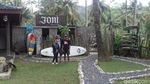 Foto: Malang Punya Surfcamp Keren di Pantai Wedi Awu