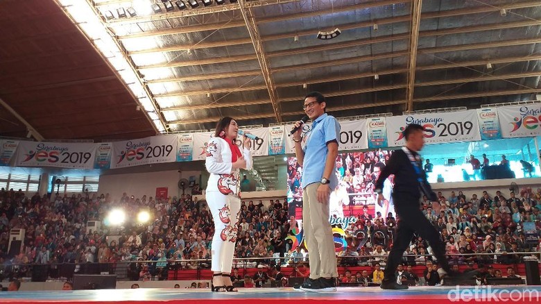 Bantu Persiapan Debat, Sandi Beri Masukan Hasil Kunjungan di Jatim Bantu Persiapan Debat, Sandi Beri Masukan Hasil Kunjungan di Jatim