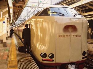 Yuk Intip Kerennya Jeroan Kereta Sleeper Jepang