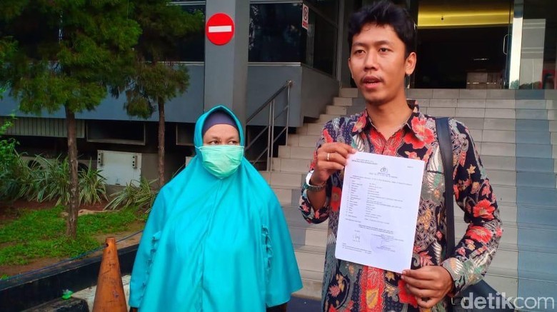 HP Disadap karena Aplikasi Utang Online, Seorang Ibu Lapor Polisi HP Disadap karena Aplikasi Utang Online, Seorang Ibu Lapor Polisi
