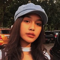 Dan karena itu jika saya menjadi Miss Indonesia saya akan meninggikan suara saya sekeras yang saya bisa untuk anak muda dan karena itu saya akan membantu masyarakat untuk menjadi lebih baik,” imbuhnya. Foto: Instagram