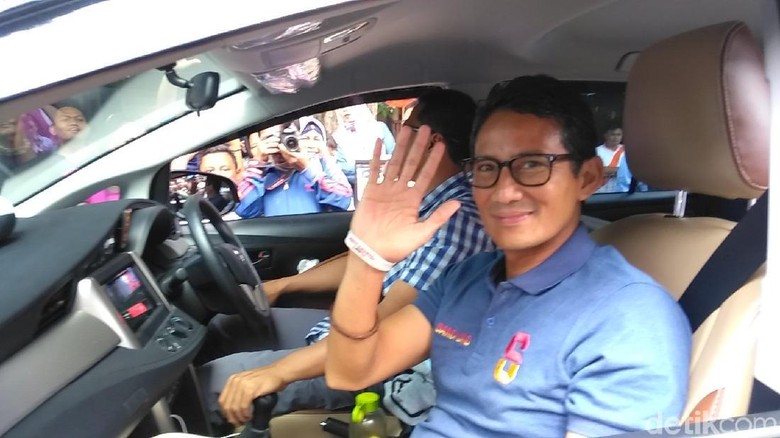 Sandiaga Minta Pemerintah Berlaku Adil Tangani Kasus Ahmad Dhani Sandiaga Minta Pemerintah Berlaku Adil Tangani Kasus Ahmad Dhani