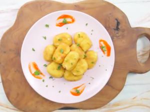Resep Pom-pom Kentang Mozarella, Camilan Imut Menggoda Selera