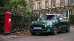 Mobil Ikonik MINI Edisi 60 Tahun