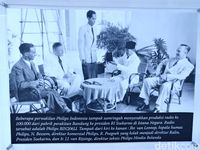 Penampakan Radio Antik yang Serupa Milik Sukarno dan Soedirman