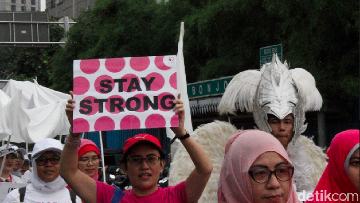 Per 1 Maret 2019, dua obat kanker usus tidak lagi ditanggung BPJS Kesehatan. Foto: Ayunda Septiani/detikHealth Per 1 Maret 2019, dua obat kanker usus tidak lagi ditanggung BPJS Kesehatan. Foto: Ayunda Septiani/detikHealth