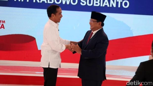 Jokowi dan Prabowo saat debat Pilpres 2019.