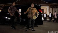 Menteri Lingkungan Hidup dan Kehutanan RI Siti Nurbaya Abubakar turuh hadir dalam acara debat kedua karena tema yang diangkat malam ini salah satunya tentang Kehutanan.