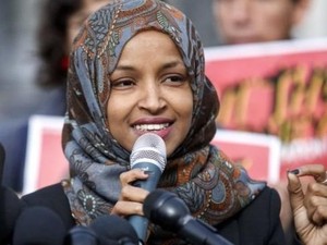 Ilhan Omar: Siapakah Anggota Kongres AS Kelahiran Somalia Ini?