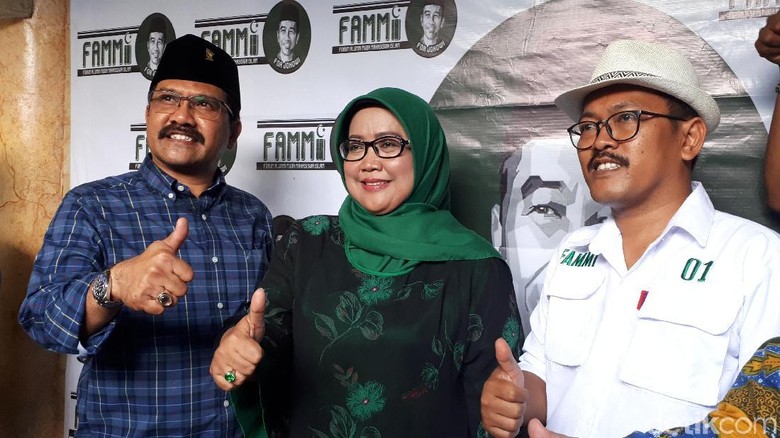 Relawan Jokowi Pastikan Rebut Suara Milenial di Bogor Relawan Jokowi Pastikan Rebut Suara Milenial di Bogor
