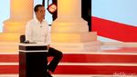 Diserang Soal Infrastruktur oleh Prabowo, Begini Ekspresi Jokowi