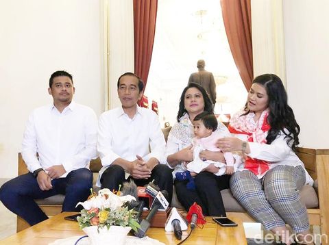 Kahiyang Ayu mendampingi ayahnya jelang debat capres 2019.