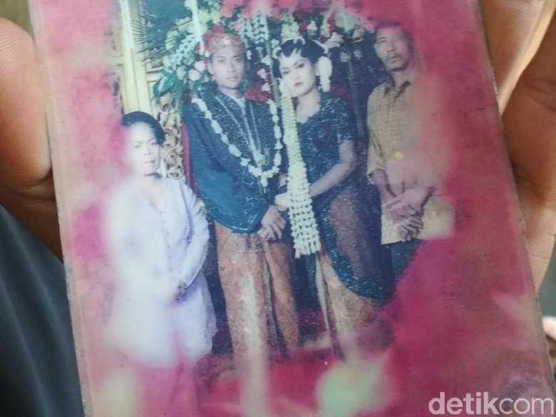 Saat Ilmu Kebatinan Bikin Suami Depresi Lalu Bunuh Anak dan Istri Saat Ilmu Kebatinan Bikin Suami Depresi Lalu Bunuh Anak dan Istri