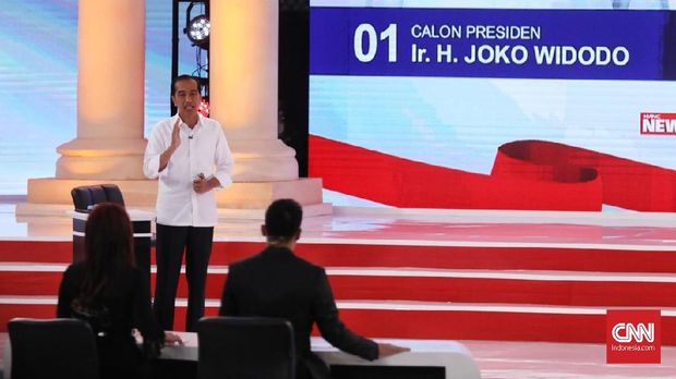 Capres nomor urut 01 Joko Widodo banyak menggunakan data untuk 'menghujani' Prabowo dalam debat capres kedua Pilpres 2019.