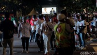 Titik sumber ledakan itu berada sekitar 50 meter dengan lokasi debat untuk pendukung Jokowi-Maruf.